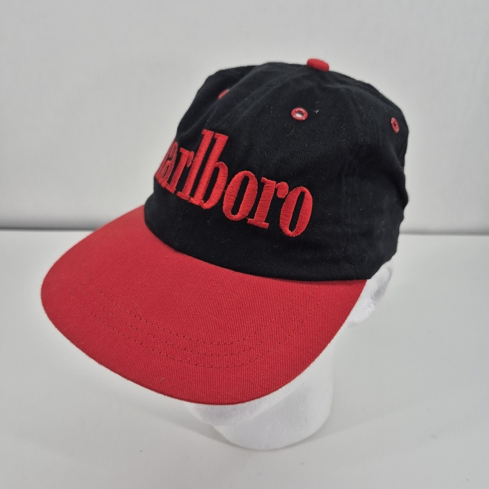 Vintage 90s Marlboro Country Store Black Red Snapback Adjustable Men's Hat